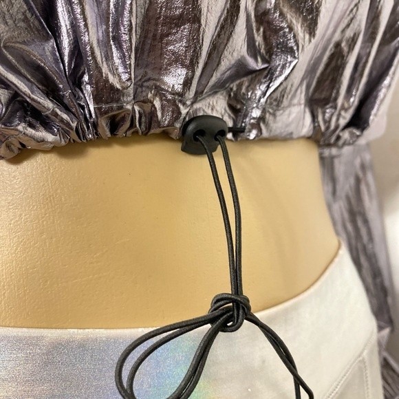 Y2K Blanc Metallic Crop top Shiny 1/4 Zip Long sleeves Drawstring waist Large - Picture 8 of 13